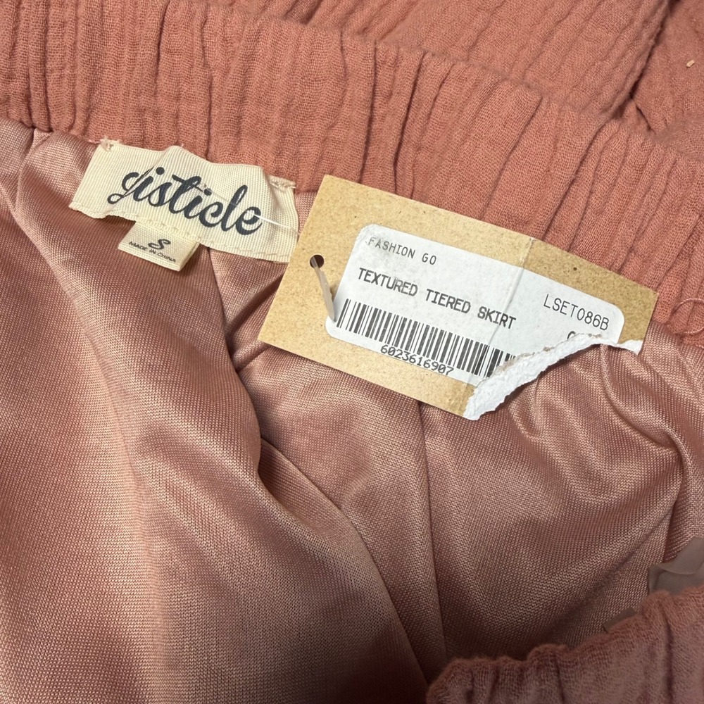 Listicle Textured Tiered Skirt S Dusty Rose Elastic Waist LSET086 - Picture 3 of 5